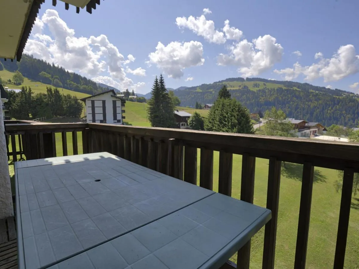 Studio Skis Aux Pieds Avec Piscine Chauffee Et Tennis - Fr-1-505-50 Нотр-Дам-де-Белькомб Апартаменты