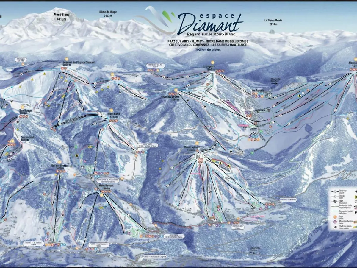 Апартаменты Studio Skis Aux Pieds Avec Piscine Chauffee Et Tennis - Fr-1-505-50 Нотр-Дам-де-Белькомб Франция