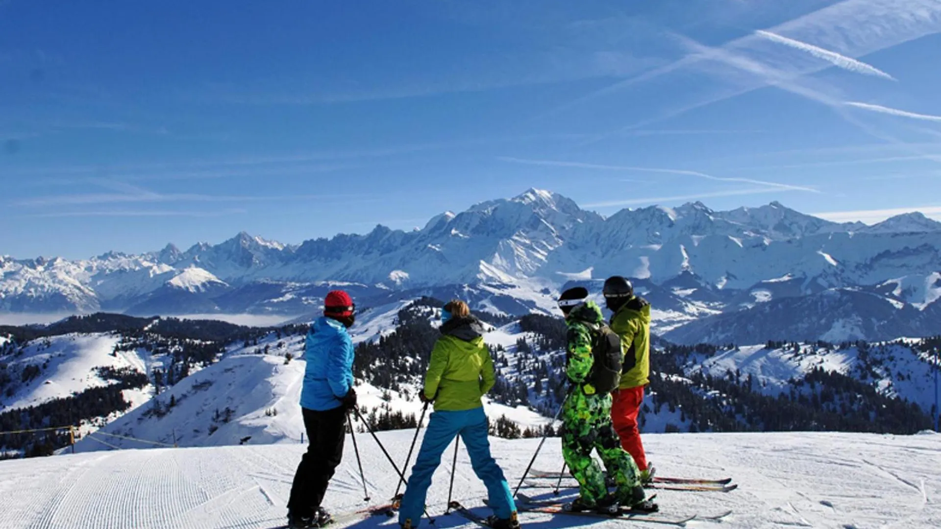 Studio Skis Aux Pieds Avec Piscine Chauffee Et Tennis - Fr-1-505-50 Нотр-Дам-де-Белькомб Апартаменты